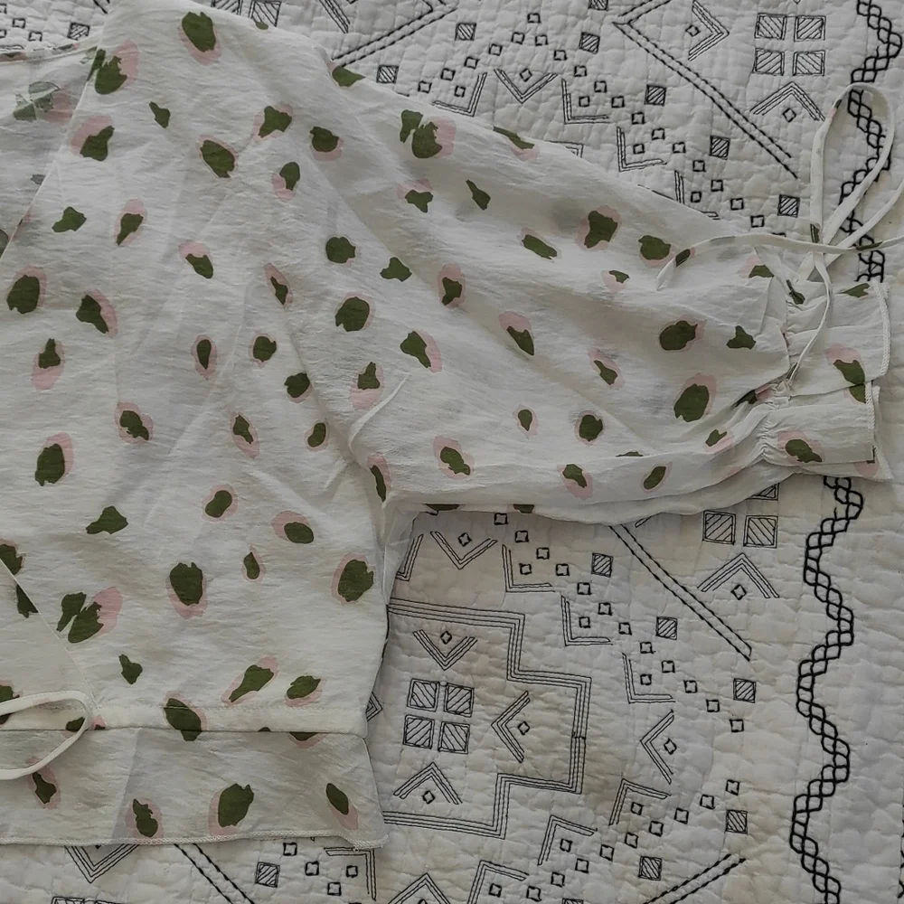 Blouse - Picture 6 of 6